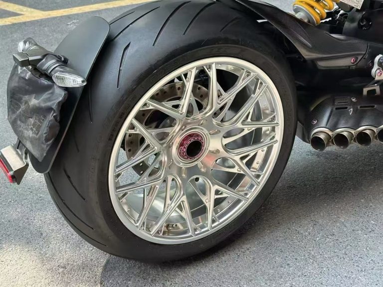 Muscle Edge! DUCATI DIAVEL V4 Meets WILDOUT Forged Wheels